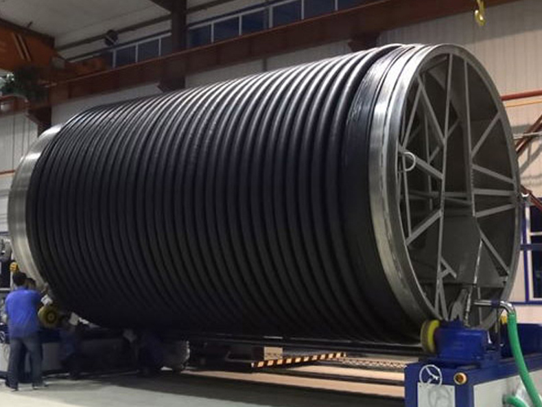 1722906527682914.jpg 1690342580985505.jpg